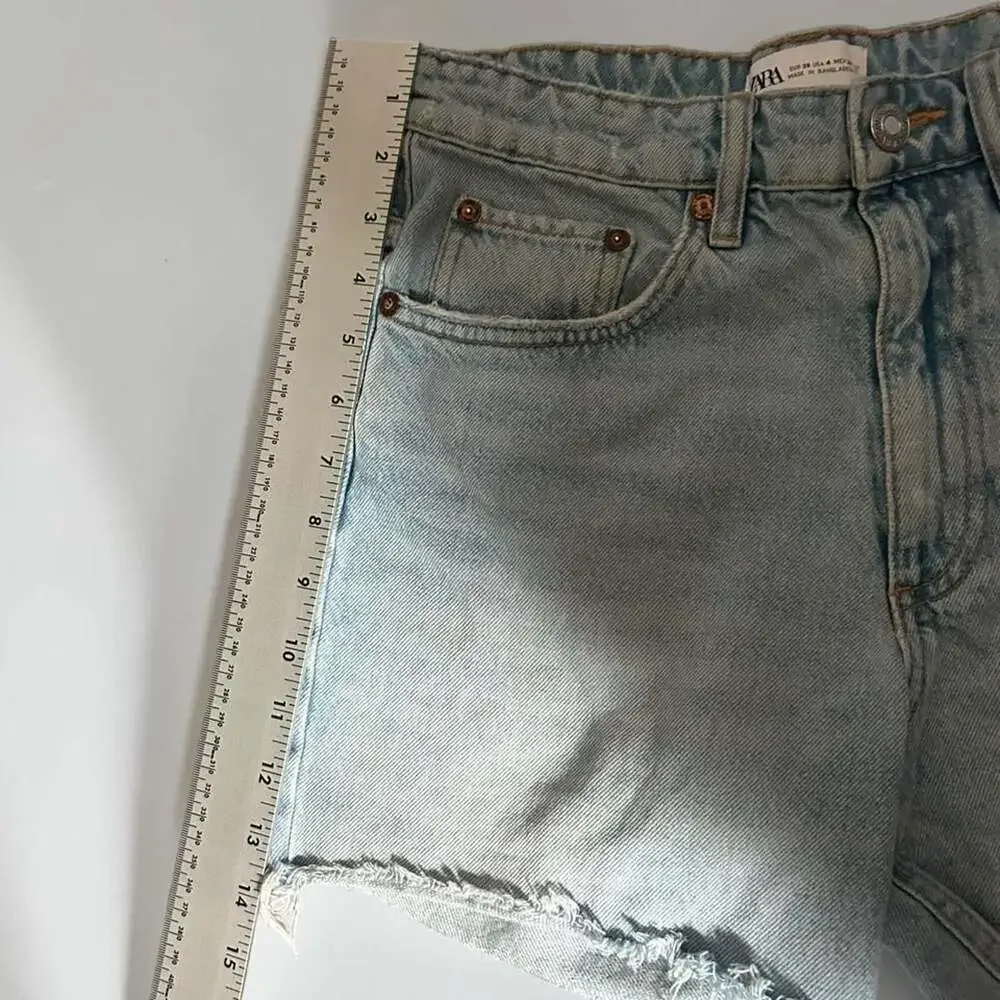 Zara High Rise Light Wash Mom Denim Shorts Size 4